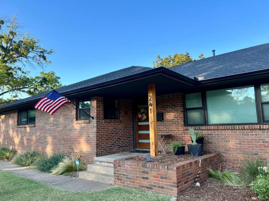 Mid-West Mod - 5Br - Central Norman - Near Ou! Екстериор снимка